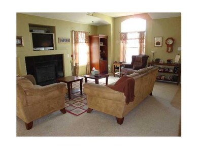 752 Desert Ash Dr, Horizon City, TX 79928 - photo 2