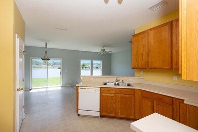 11537 Tori Ln, Jacksonville, FL 32218 - photo 5