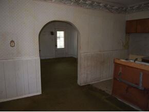 410 S Main St, Linton, IN 47441 - photo 3