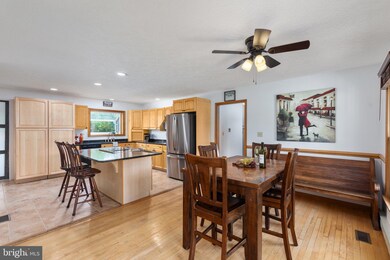 706 Cider Dr, Bunker Hill, WV 25413 - photo 6