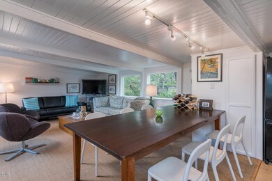 4365ForestGrove-03