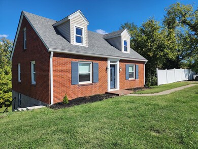 513 E Main St, Burgin, KY 40310 - photo 2