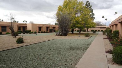 10528 W Palmeras Dr, Sun City, AZ 85373 - photo 3