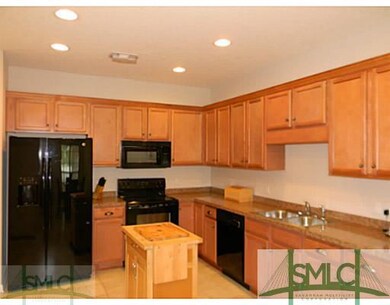 Kitchen. Kitchen with Island.
