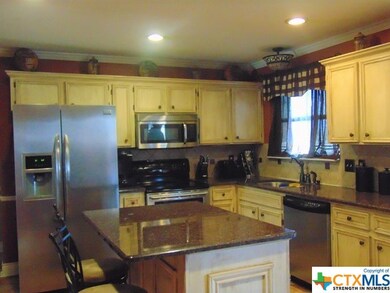 605 Margaret Lee St, Copperas Cove, TX 76522 - photo 7