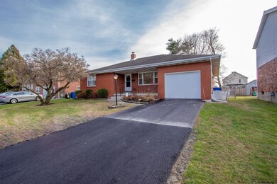 144 Ramsey Place, Albany, NY 12209 - photo 2