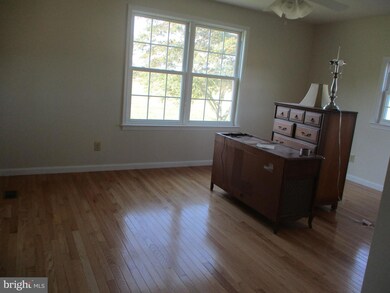 45000 Medleys Neck Rd, Leonardtown, MD 20650 - photo 5