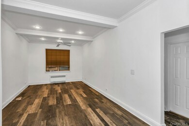 67-25 Clyde St unit 1G, Forest Hills, NY 11375 - photo 6