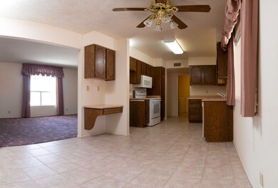 8222 E Kiva Ave, Mesa, AZ 85209 - photo 6