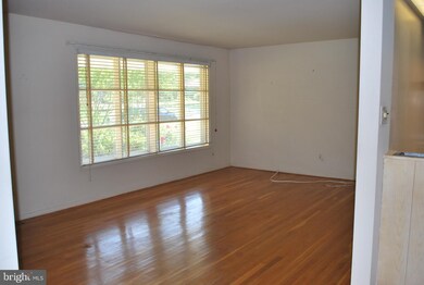 3102 Craiglawn Rd, Beltsville, MD 20705 - photo 6