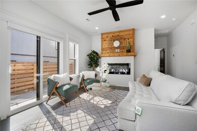 110 NW Oz Village Dr, Bentonville, AR 72712 - photo 2