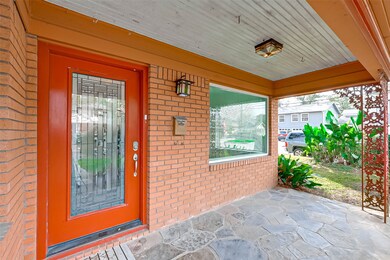 946 E 14th St, Houston, TX 77009 - photo 5