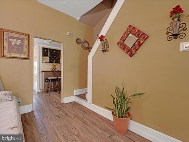 650 N 11th St, Reading, PA 19604 - photo 5