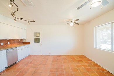 4034 W Alice Ave unit 5, Phoenix, AZ 85051 - photo 4