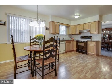 98 Tallowood Dr, Medford, NJ 08055 - photo 4