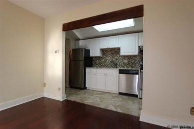 2 Lancaster St unit Garden, Albany, NY 12210 - photo 5