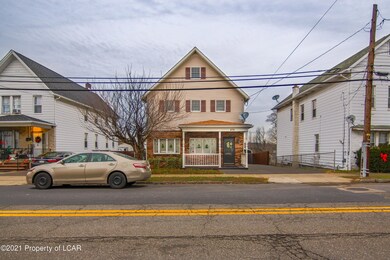 876 Scott St, Wilkes Barre, PA 18705 - photo 2