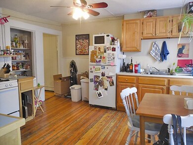 117 Pleasant St unit A2, Cambridge, MA 02139 - photo 4