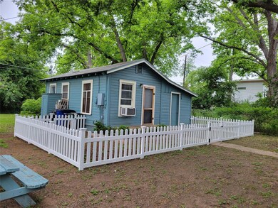 2511 E 2nd St unit B, Austin, TX 78702 - photo 6