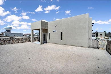 13630 Bradford St, Horizon City, TX 79928 - photo 7