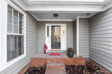 9110 Twin Trail Dr, Huntersville, NC 28078 - photo 3