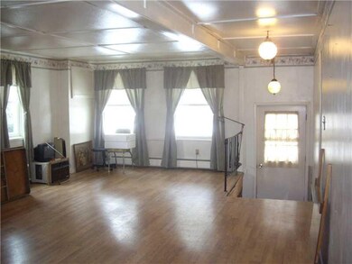 Living Room. Large, bright living room, laminate f