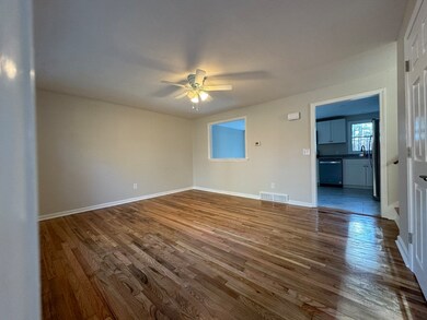 80 Purchase St, Carver, MA 02330 - photo 4