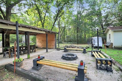 209 W Phifer St, Marshville, NC 28103 - photo 3