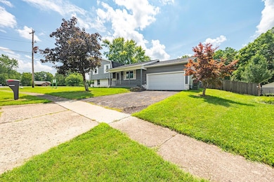 1751 Carrigallen Ln, Columbus, OH 43228 - photo 3