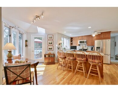 18 Camelot Cir, Dudley, MA 01571 - photo 7