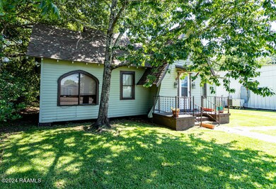 1611 Main E