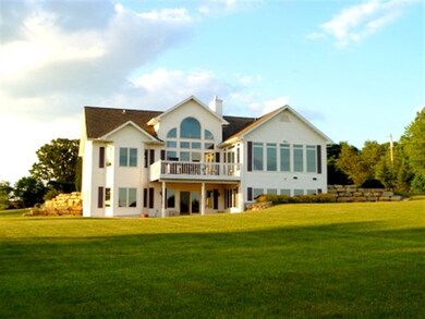 701 Hillcrest Ln, Oregon, WI 53575 - photo 3