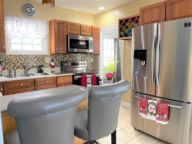 84 Ash St, Nashua, NH 03060 - photo 4