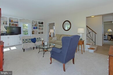 4220 Minstrell Ln, Fairfax, VA 22033 - photo 5