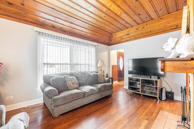 5905 W Elm Ave, Berkeley, IL 60163 - photo 4