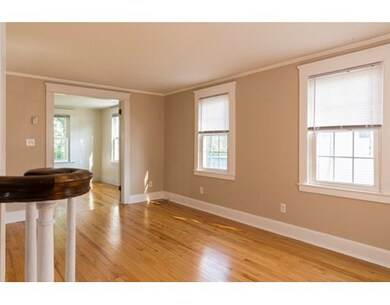 9 Delaval Rd, Worcester, MA 01606 - photo 3