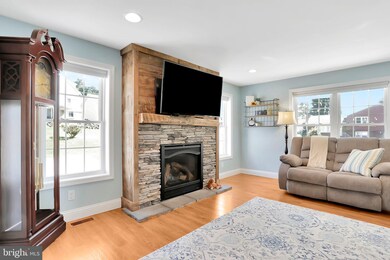 25326 Springdale Ave, Cascade, MD 21719 - photo 7