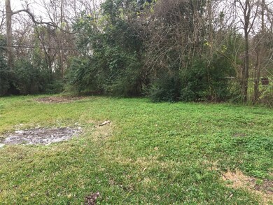 6115 Hoffman St, Houston, TX 77028 - photo 2