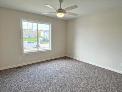 2388 N 8th Ave E, Newton, IA 50208 - photo 6