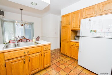 26 Collins Terrace, Saratoga Springs, NY 12866 - photo 7