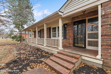 203 S Hampton Rd, Louisville, KY 40223 - photo 5