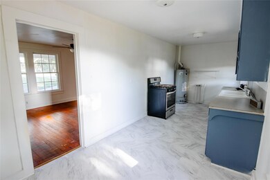 127 Desvoignes Rd, Denison, TX 75021 - photo 5