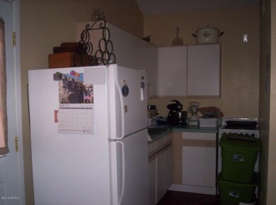 KITCHENETTE