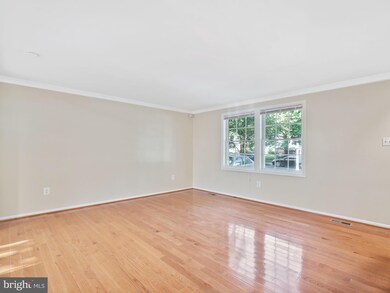 19044 Staleybridge Rd, Germantown, MD 20876 - photo 6