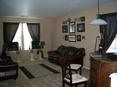 3916 E Kesler Ln, Gilbert, AZ 85295 - photo 3