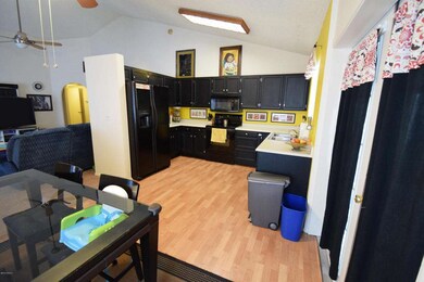 Kitchen 1-2