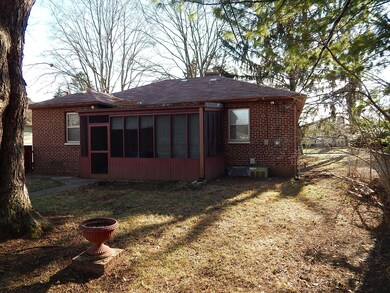 558 E Beaumont Rd, Columbus, OH 43214 - photo 5