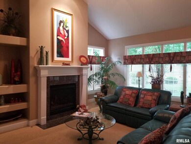 4711 N Weaverridge Blvd, Peoria, IL 61615 - photo 4