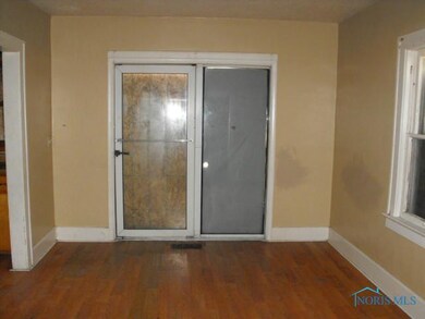 3714 Upton Ave, Toledo, OH 43613 - photo 4