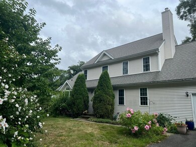 76 Stagecoach Rd, Holliston, MA 01746 - photo 2